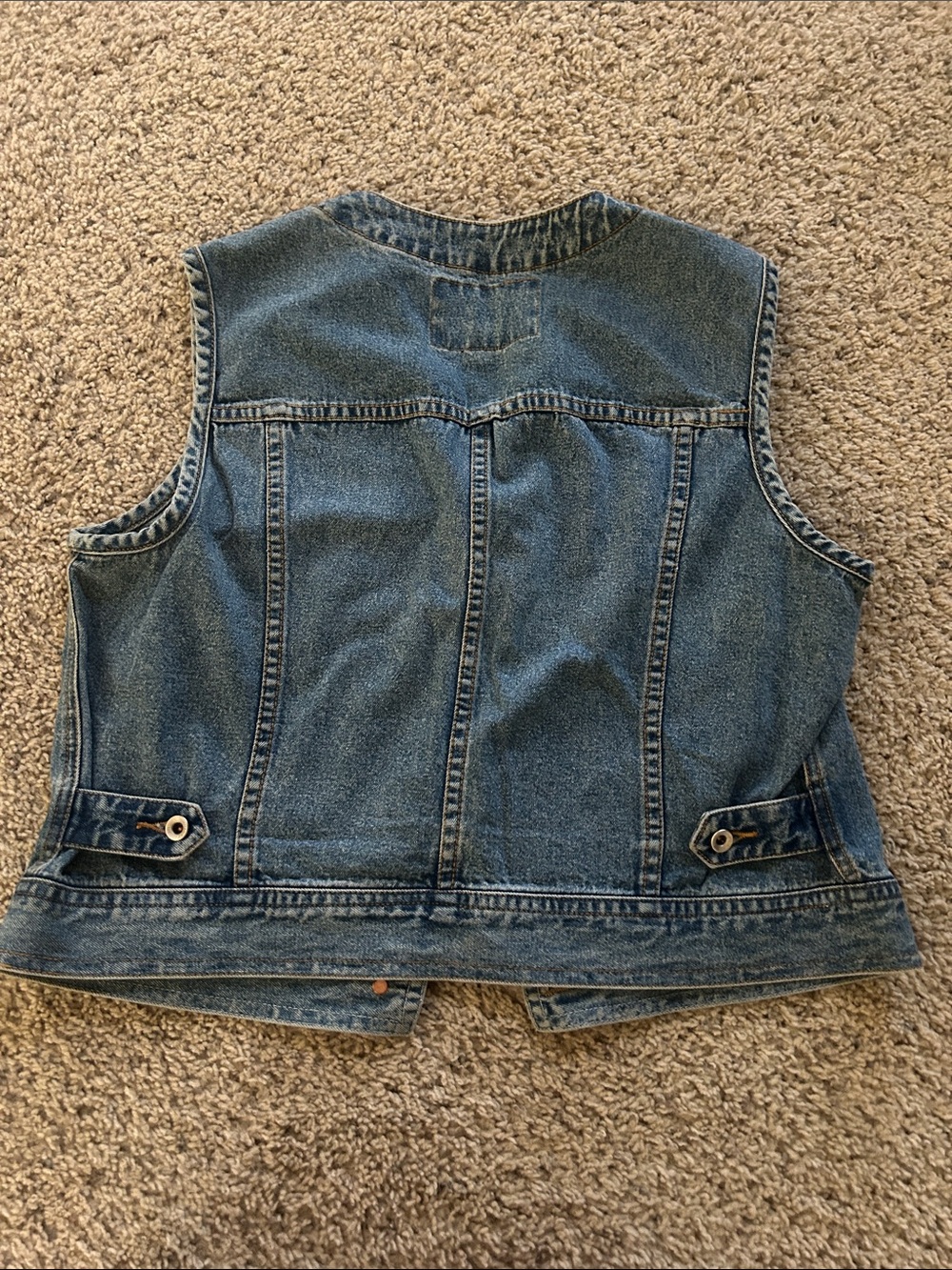 Vintage Levi’s Blue Denim Button-Front Vest - Picture 2 of 6